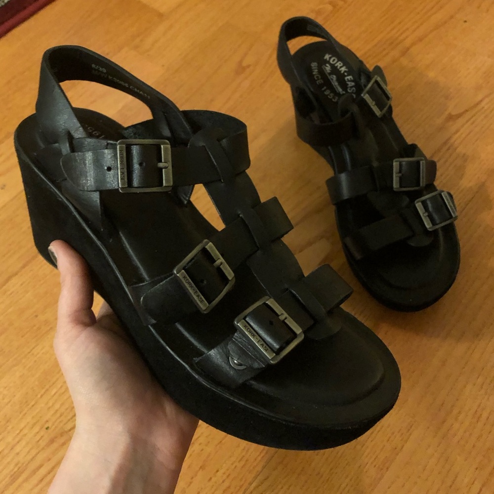 Kork ease buckled wedge sandals